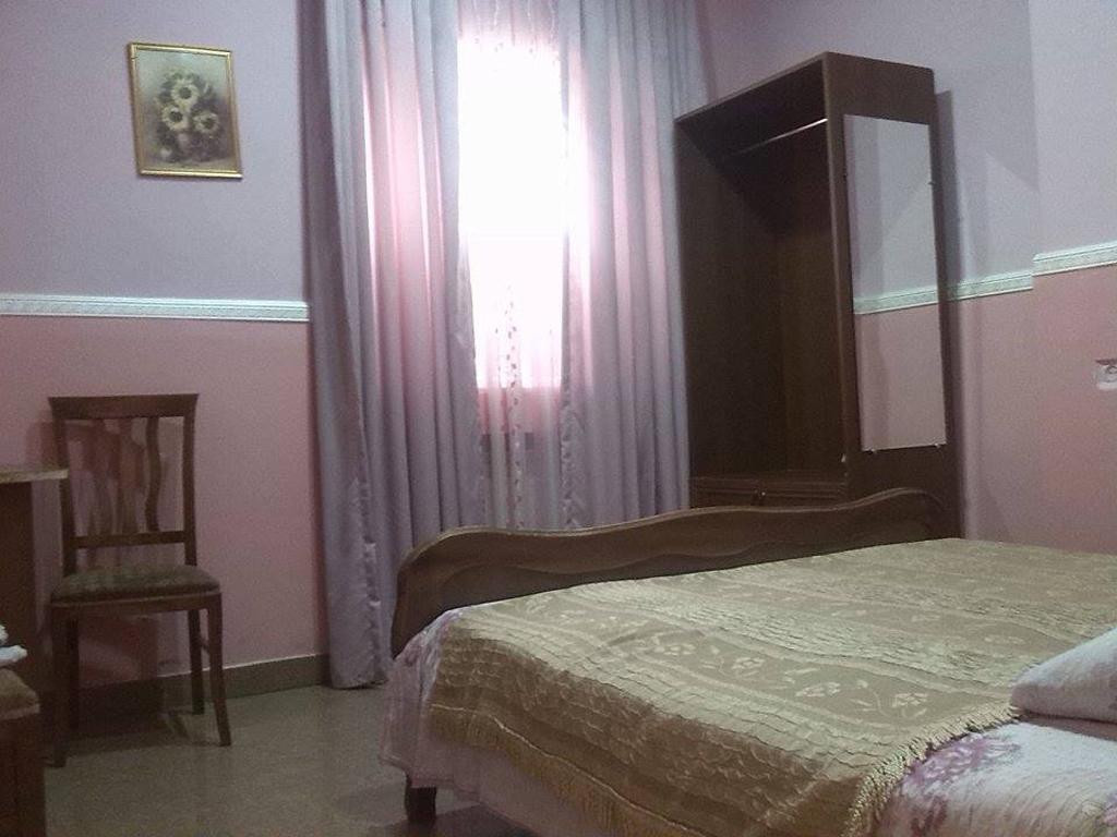 Hostel Georgia Kutaisi Quarto foto